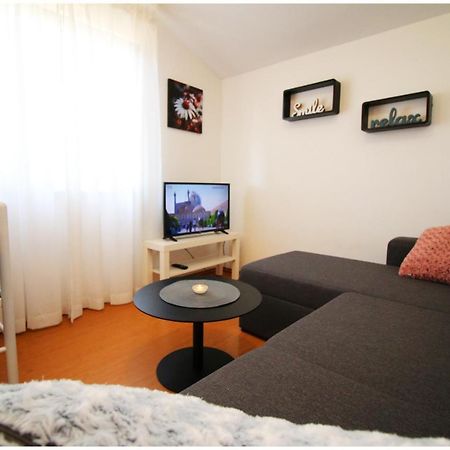 Studio Apartman Elena Primošten Zewnętrze zdjęcie