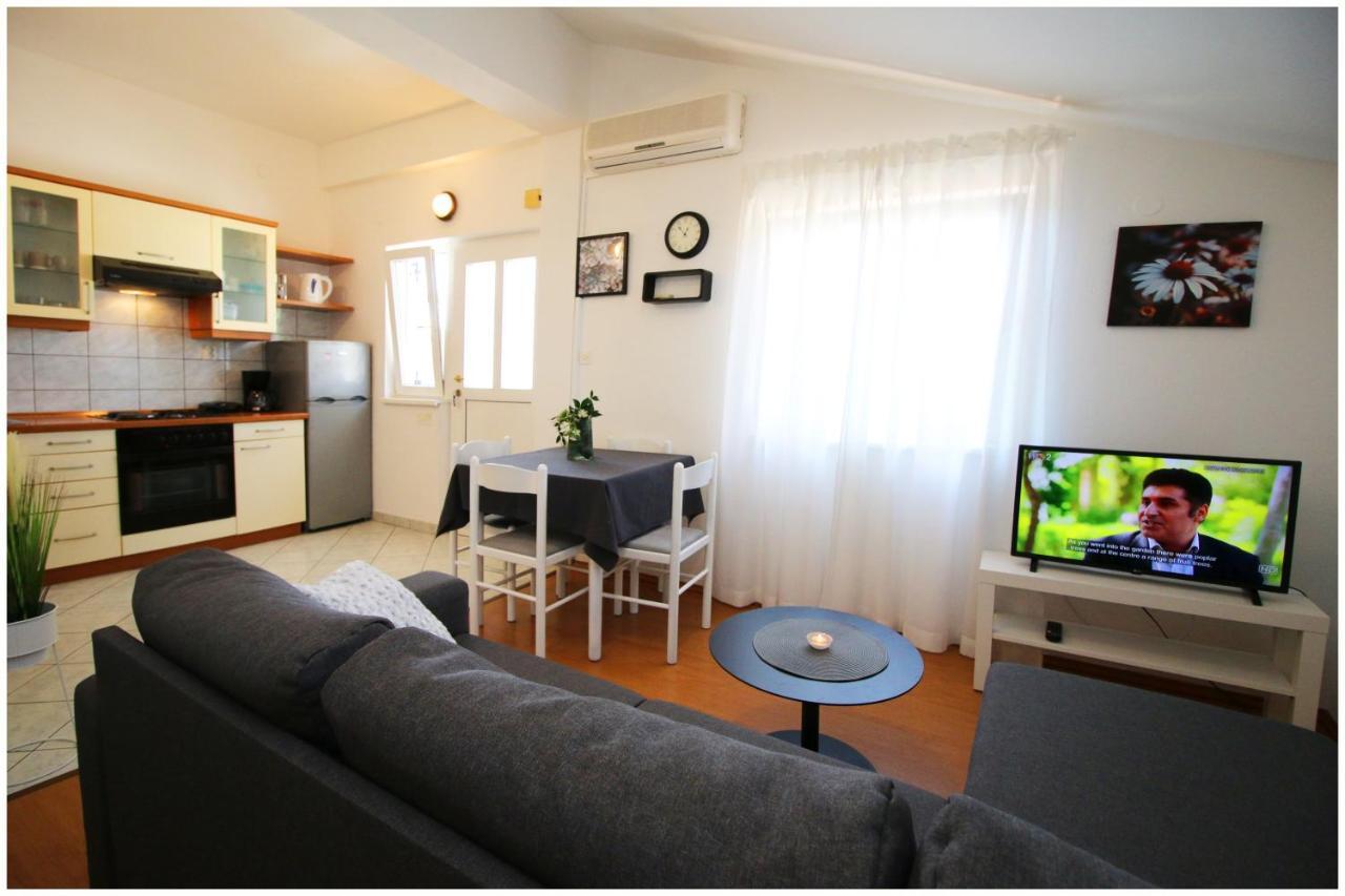 Studio Apartman Elena Primošten Zewnętrze zdjęcie
