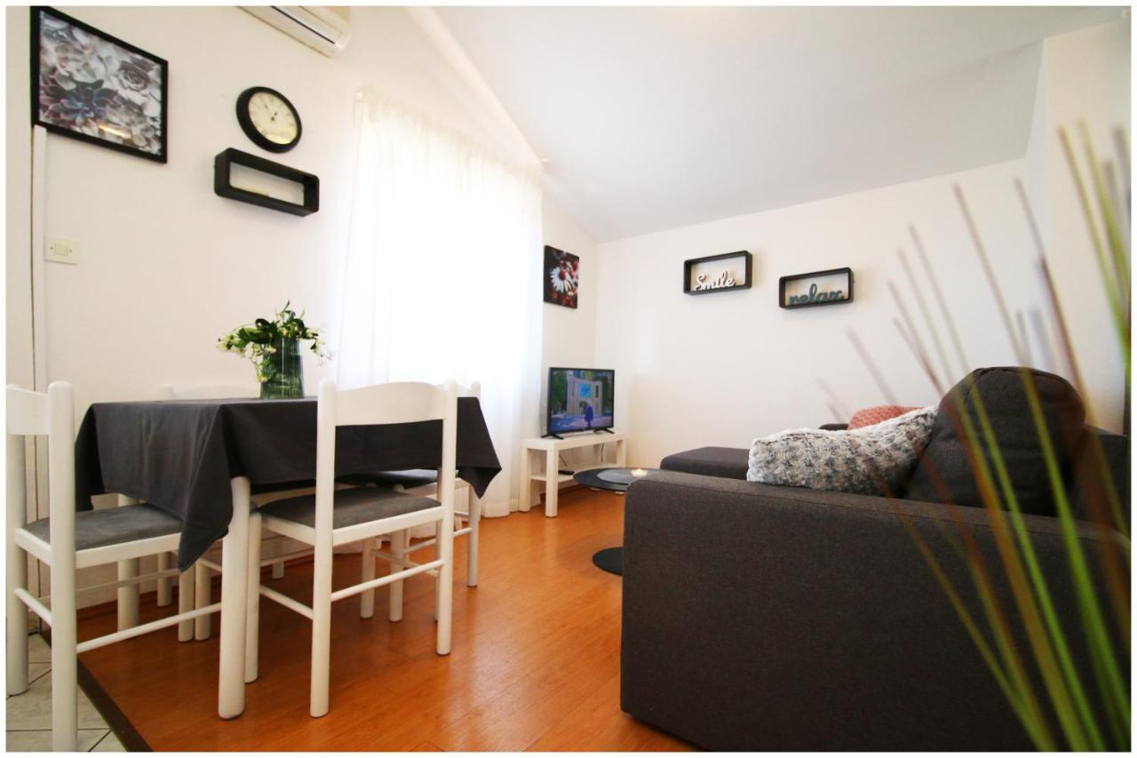 Studio Apartman Elena Primošten Zewnętrze zdjęcie
