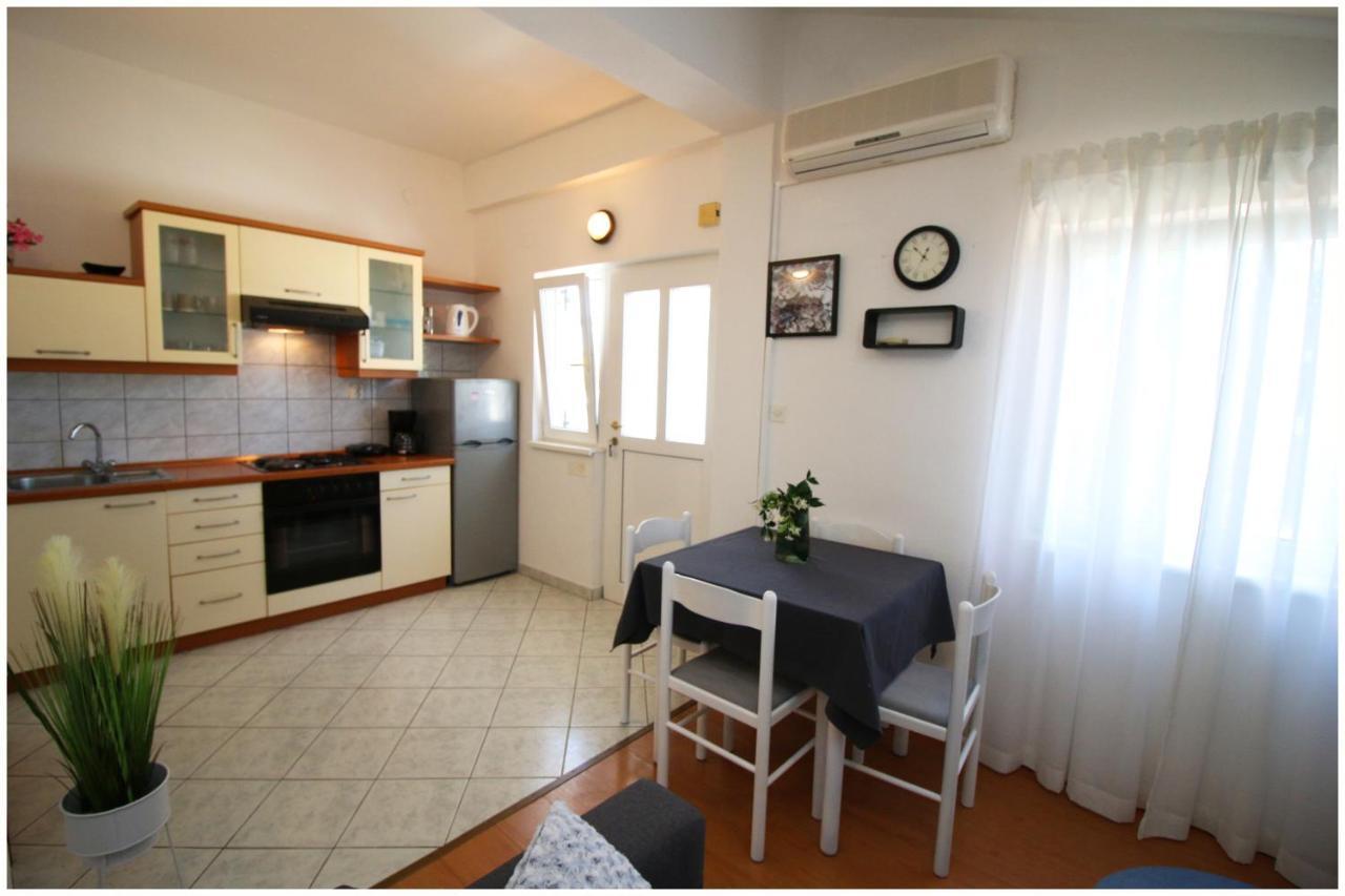 Studio Apartman Elena Primošten Zewnętrze zdjęcie